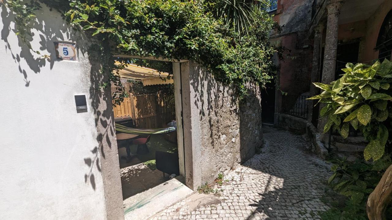 Tiny Smart Home, Private Garden & Outside Jacuzzi. Center Sintra! Εξωτερικό φωτογραφία